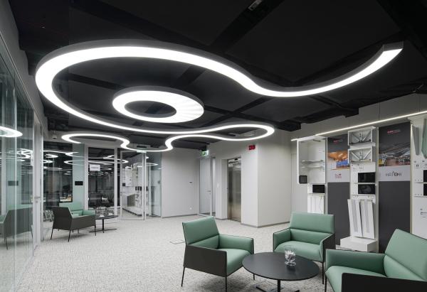 LED-Deckenleuchte für großflächige Bereiche geeignet